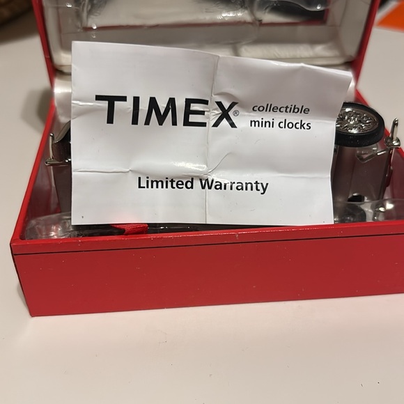 Timex Silver Vintage Car Mini Clock - Picture 8 of 9